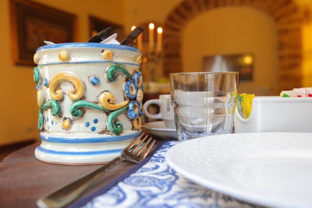 Antica Palermo R&B Bed & Breakfast Bagian luar foto